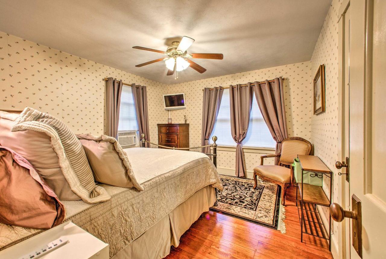 Вилла Whimsical Lancaster House With Porch Near Amish Farm Экстерьер фото